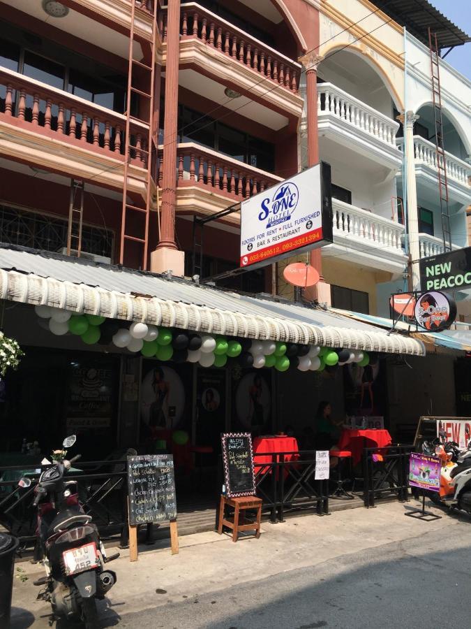 S- One Hotel Pattaya Exteriör bild